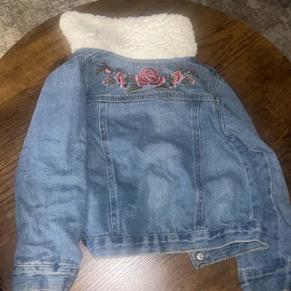 Jean jacket - Picture 2 of 3